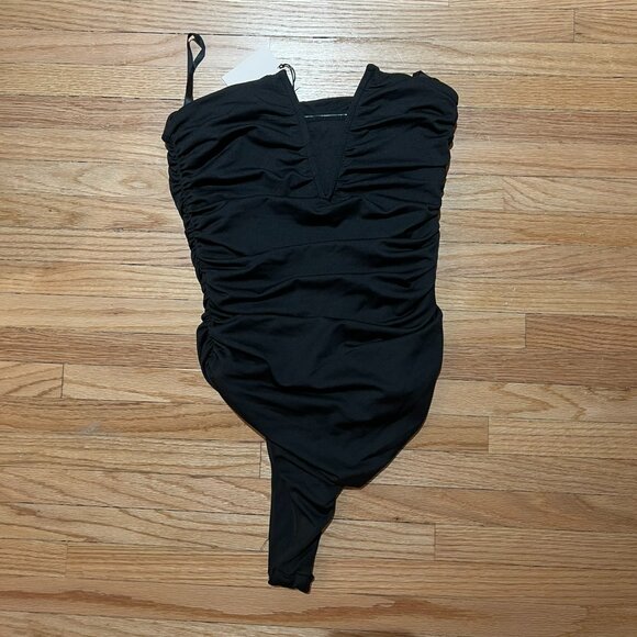 NWT Superdown Vivienne Ruched Bodysuit - Picture 2 of 5